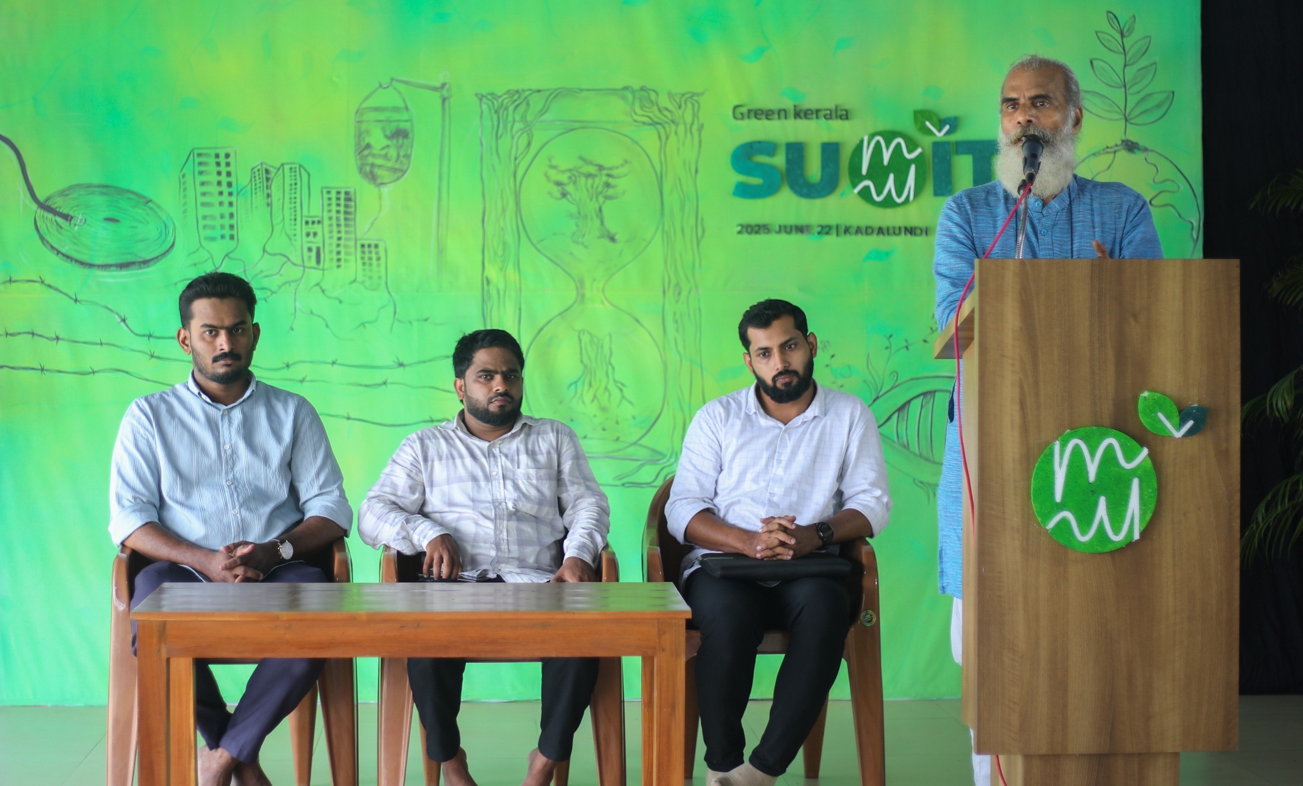 പൊതു ജനത്തിന്റെ മേൽ കെട്ടിവെക്കാവുന്ന ശിക്ഷയാകരുത് പ്ലാസ്റ്റിക് നിരോധനം: എസ് എസ് എഫ് ഗ്രീൻ കേരള സമ്മിറ്റ്